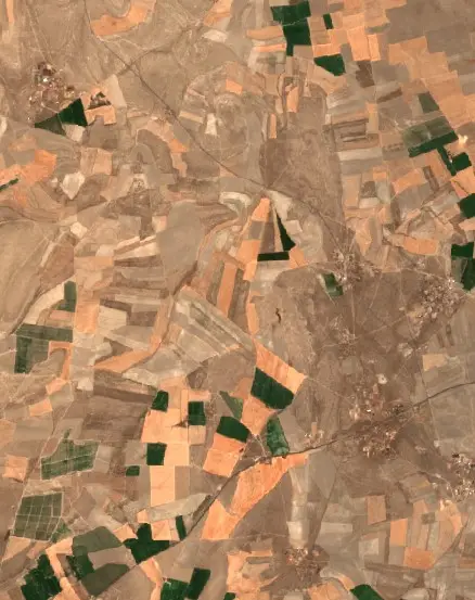 Öncesi — Emirgazi (Sentinel-2, 2026-08-25)